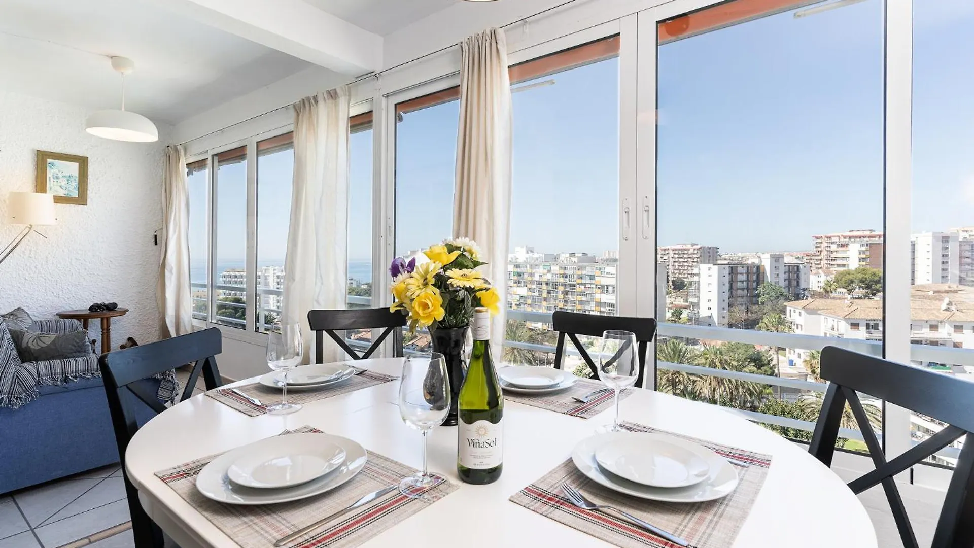 The Blue Pearl Apartment Benalmadena
